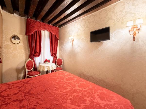 Residenza La Loggia : photo 3 de la chambre chambre double