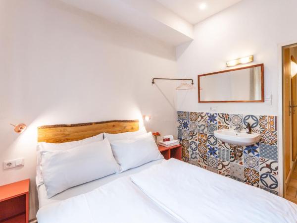 Vienna Hostel Ruthensteiner : photo 3 de la chambre chambre double avec salle de bains commune