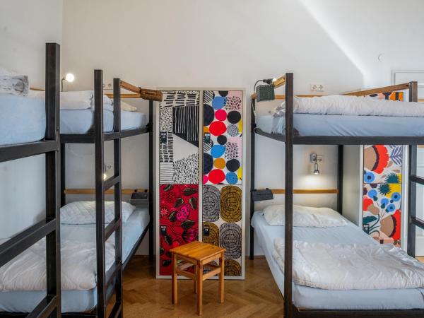 Vienna Hostel Ruthensteiner : photo 1 de la chambre lit dans dortoir mixte de 10 lits