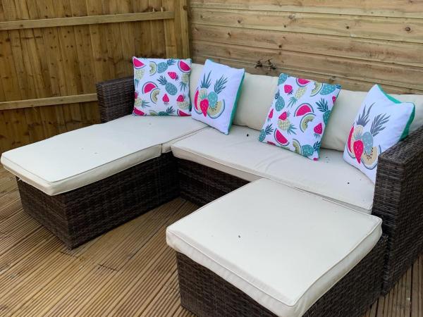 Bedrock Lodge : photo 7 de la chambre appartement - vue sur jardin