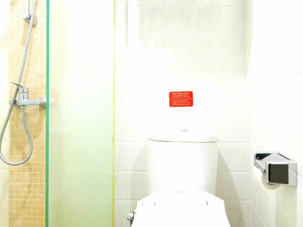 Prasada Mansion Sudirman : photo 5 de la chambre chambre double standard