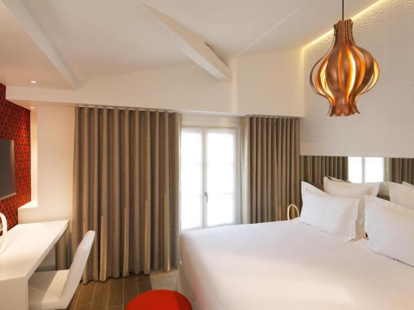 Hotel Dupond-Smith : photo 5 de la chambre chambre supérieure lit queen-size