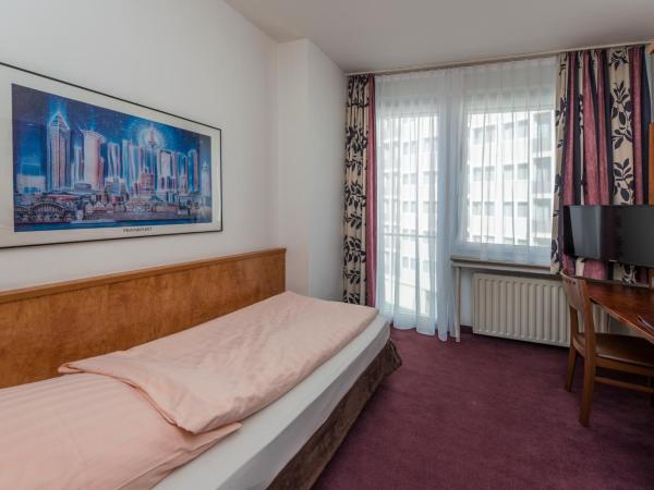 Breslauer Hof Am Dom : photo 3 de la chambre chambre simple