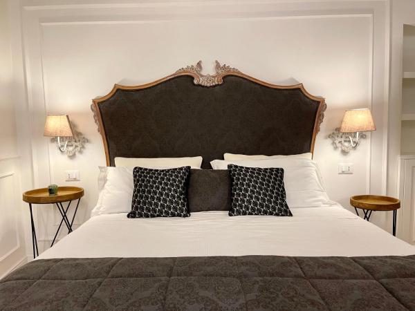 Palazzo del Poeta - Dimora Contemporanea : photo 9 de la chambre appartement supérieur