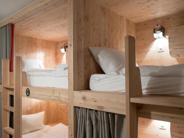 Carina - Design&Lifestyle hotel : photo 2 de la chambre lit dans dortoir 6 lits