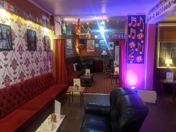 The Albert Hotel Near Winter Gardens : photo 3 de la chambre chambre double supérieure avec salle de bains privative