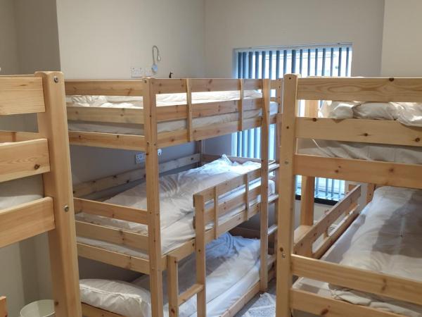 JUST SLEEP Hostel : photo 1 de la chambre lit superposé dans dortoir mixte de 9 lits