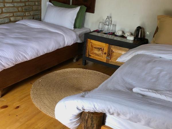 Bhanjyang Village Lodge : photo 6 de la chambre chambre double ou lits jumeaux