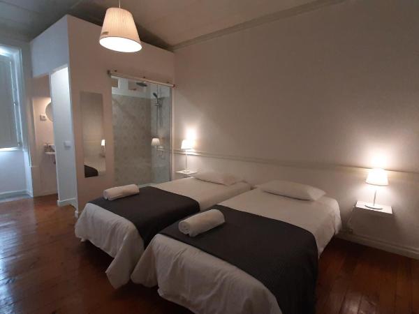 A Casa do Tenente : photo 9 de la chambre chambre lits jumeaux avec salle de bains privative