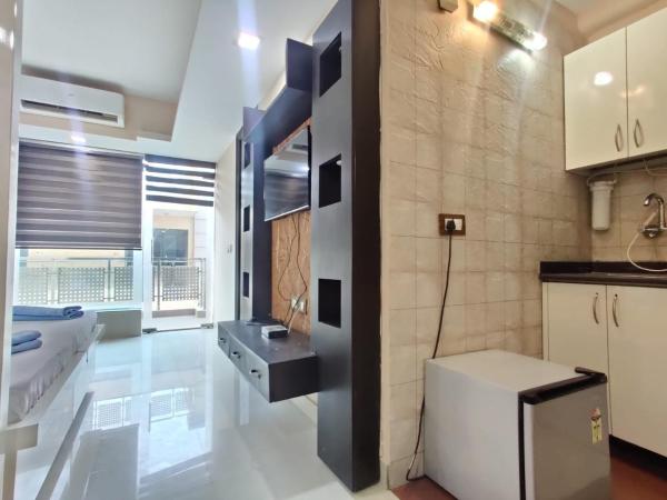 Hotel - Damas : photo 1 de la chambre studio avec balcon 