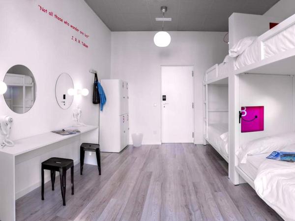 Safestay Madrid Central : photo 4 de la chambre lit dans dortoir mixte de 4 lits avec salle de bains privative