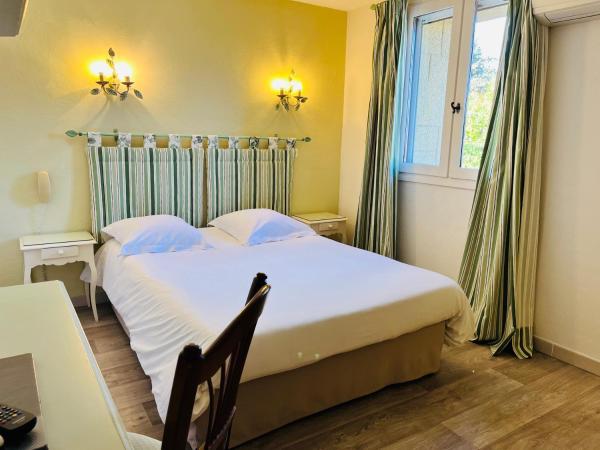Le Mas Des Aigras - Hôtel de Charme en Provence : photo 2 de la chambre chambre double Économique