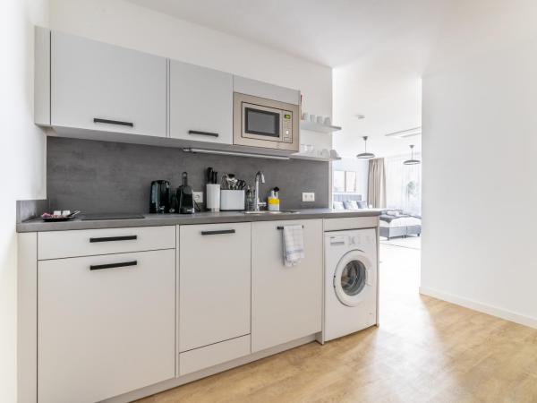 limehome Klagenfurt Karfreitstraße : photo 7 de la chambre suite xl