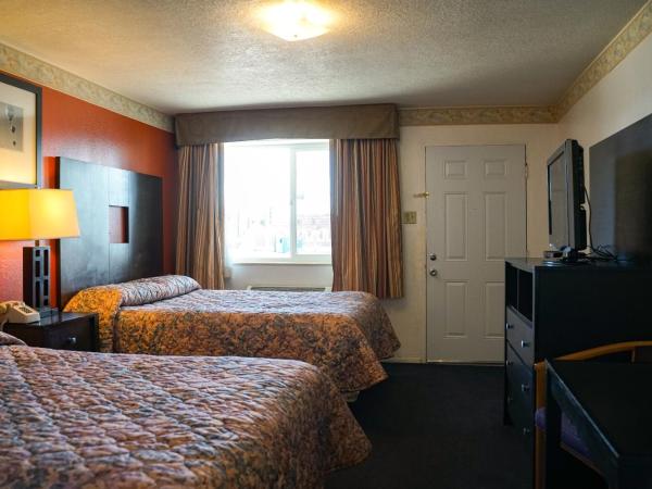 Downtown Inn : photo 7 de la chambre chambre avec 2 grands lits queen-size