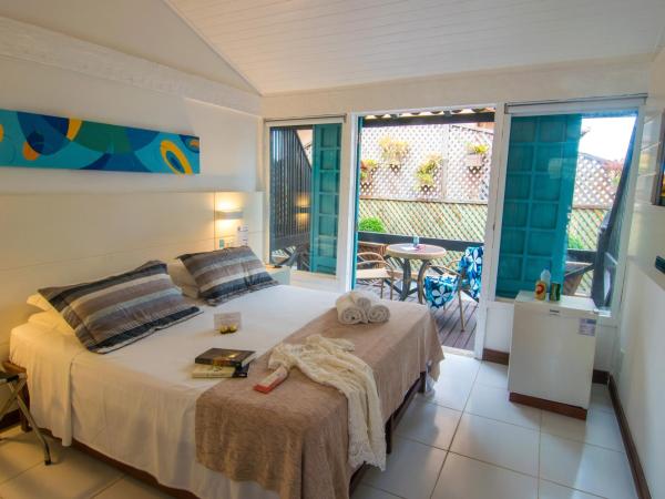 Chez Pitu Praia Hotel : photo 2 de la chambre chambre double avec balcon