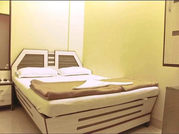 Hotel Broadway Colaba : photo 9 de la chambre chambre simple Économique