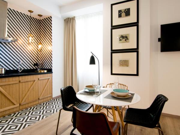 MYR Plaza Mercado & Spa : photo 6 de la chambre chambre familiale standard