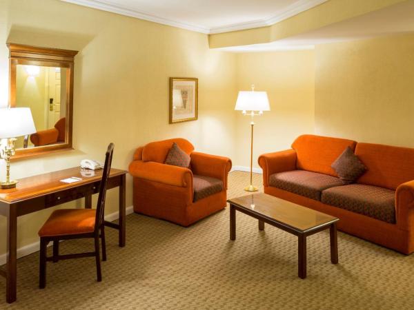 Camino Real Puebla Angelopolis : photo 2 de la chambre suite lit king-size nj