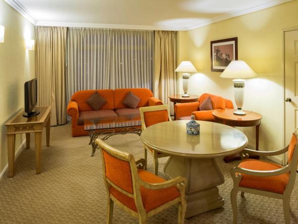 Camino Real Puebla Angelopolis : photo 5 de la chambre suite lit king-size nm