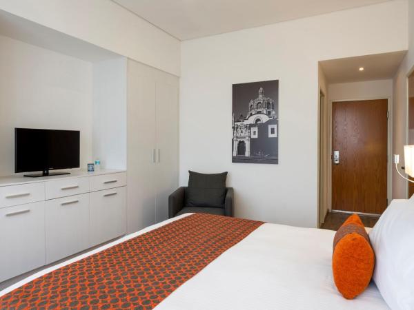 Camino Real Puebla Angelopolis : photo 5 de la chambre hébergement lit king-size standard mk