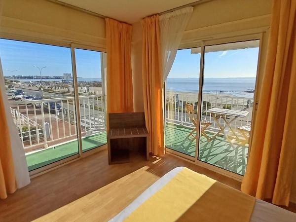 Hôtel Beau Rivage : photo 9 de la chambre chambre lits jumeaux ou double supérieure avec terrasse - vue sur mer 