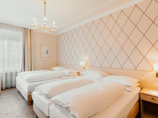 Hotel Scherer : photo 3 de la chambre chambre quadruple