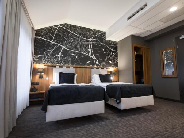 Best Western Hotel Mariacki Katowice : photo 10 de la chambre chambre lits jumeaux supérieure