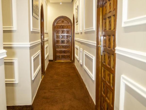 Hotel de paris : photo 7 de la chambre chambre double