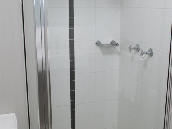 Edge Apartments Cairns : photo 4 de la chambre appartement 2 chambres avec balcon