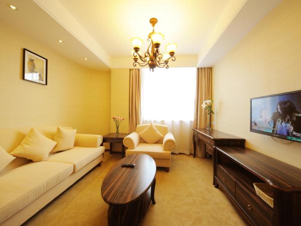 Greentree Inn Shanghai West Huaxia Road Metro Station Express Hotel : photo 1 de la chambre citoyens de chine continentale - suite