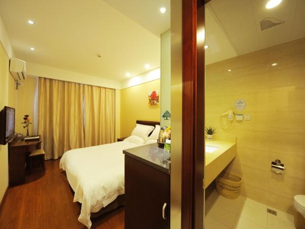 Greentree Inn Shanghai West Huaxia Road Metro Station Express Hotel : photo 2 de la chambre citoyens chinois continentaux - chambre lit queen-size de luxe