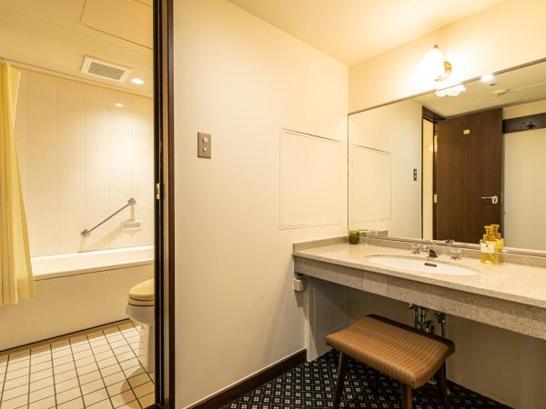 Kobe Tor Road Hotel Sanraku : photo 5 de la chambre chambre lit king-size
