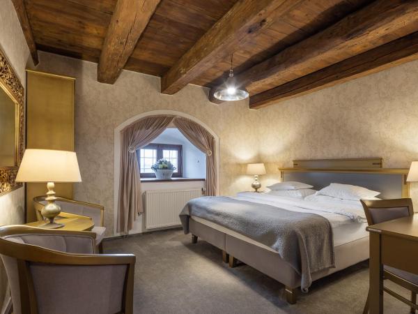 Pytloun Chateau Hotel Ctěnice : photo 3 de la chambre chambre deluxe double ou lits jumeaux