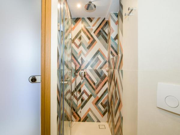 M City Hotel : photo 7 de la chambre chambre quadruple premium