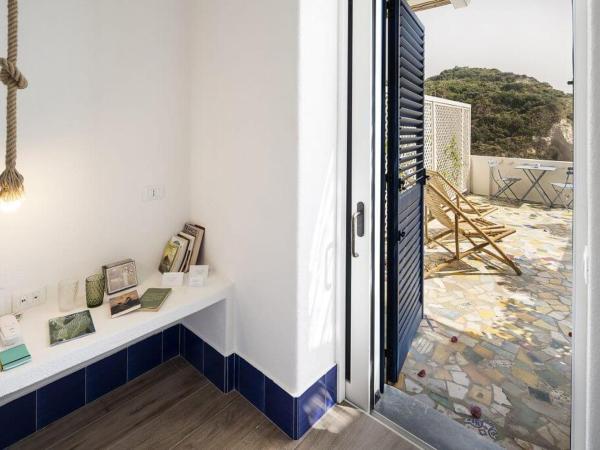 Casa al Sole Boutique Hotel : photo 4 de la chambre chambre double - vue sur mer