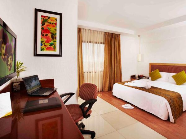 Savera Hotel : photo 1 de la chambre chambre standard affaires 