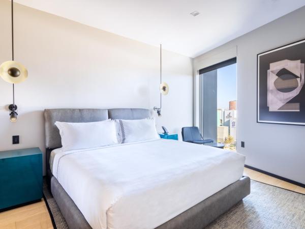 The Shay, a Destination by Hyatt : photo 6 de la chambre suite lit king-size