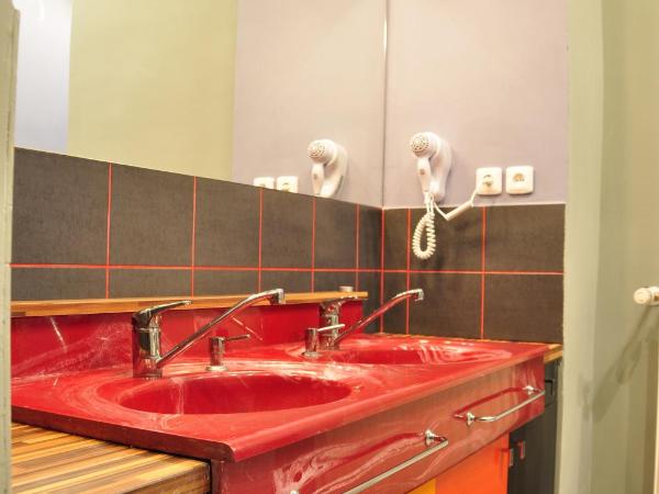 Jacob Brno : photo 6 de la chambre chambre lits jumeaux avec salle de bains commune