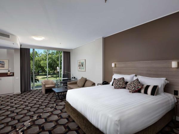 Rydges Canberra : photo 1 de la chambre suite lit king-size exécutive
