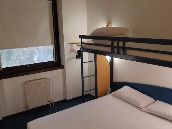 Kyriad Direct Montauban Centre : photo 7 de la chambre 1 lit double
