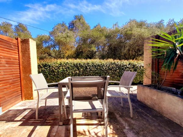 Le Fabian des Baux : photo 5 de la chambre chambre quadruple confort