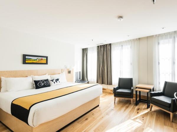 Hotel du Vieux Quebec : photo 1 de la chambre chambre lit king-size deluxe sans cheminée