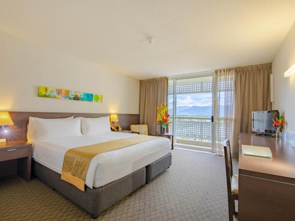 Cairns Harbourside Hotel : photo 2 de la chambre chambre lit king-size standard