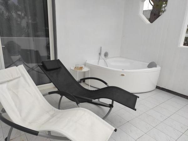 B&B Magnolia Bari : photo 4 de la chambre chambre triple deluxe