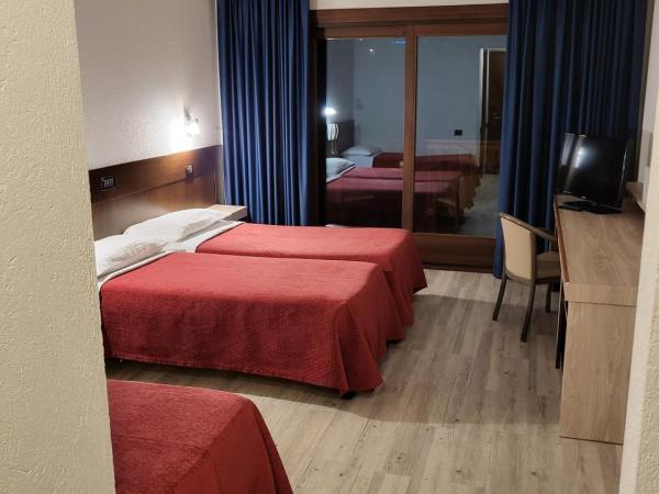 Hotel Miage : photo 2 de la chambre chambre triple supérieure