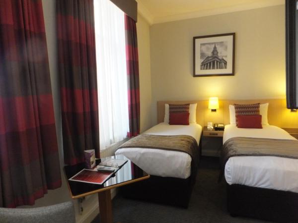 Thistle London Bloomsbury Park : photo 4 de la chambre chambre lits jumeaux standard