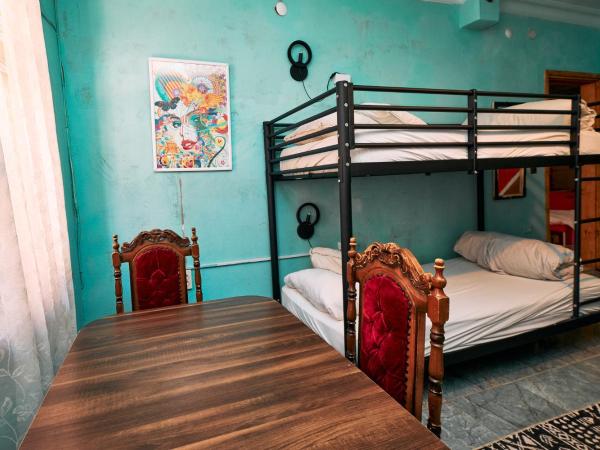 hostel vague : photo 4 de la chambre lit superposé dans dortoir mixte