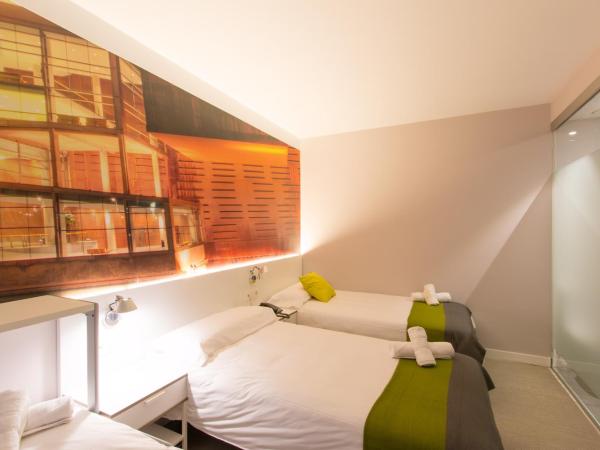 Bilbao City Rooms : photo 3 de la chambre chambre triple deluxe