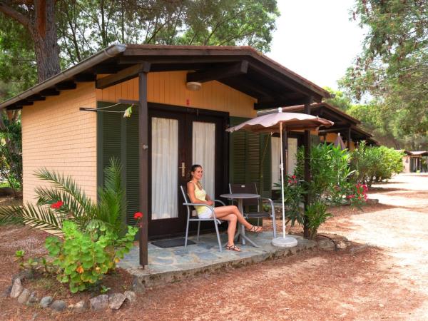 Feriendorf zum störrischen Esel : photo 4 de la chambre cottage