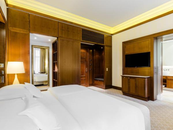 Excelsior Hotel Ernst am Dom : photo 3 de la chambre chambre deluxe double ou lits jumeaux